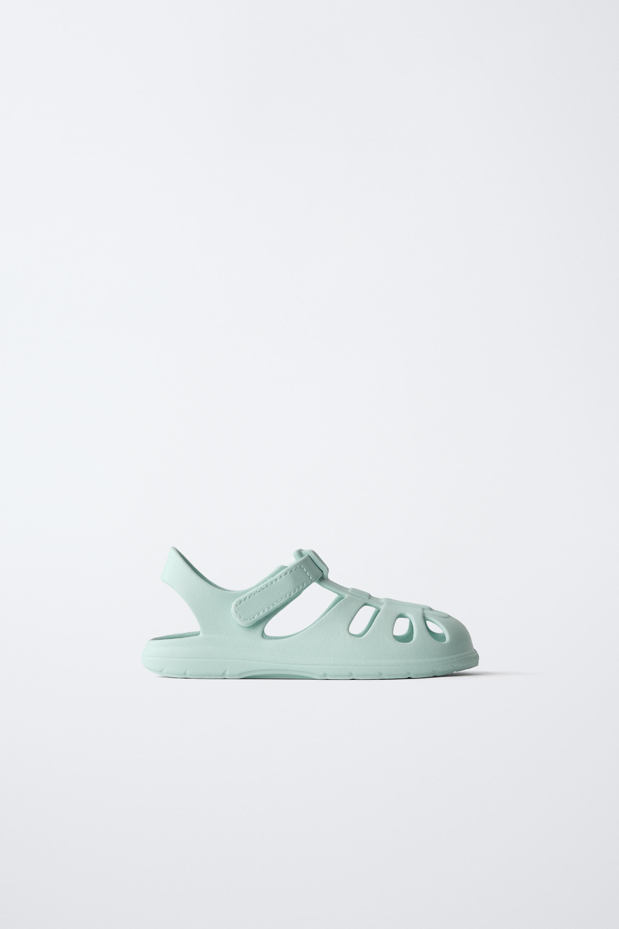 BAREFOOT FISHERMAN SANDALS